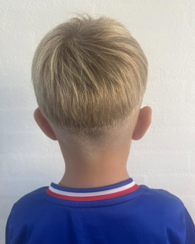Børnefrisure efter klipning Børnefrisure efter klipning